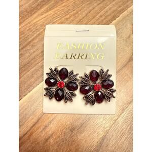 Vintage 90s red rhinestone floral stud earrings copper tone NWT